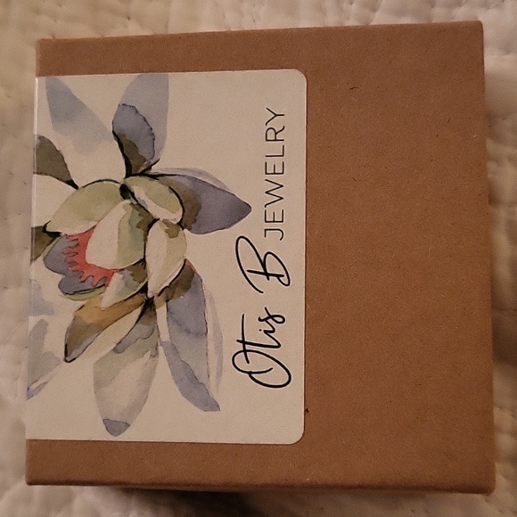 NEW Otis B necklace & earrings set - Picture 2 of 2